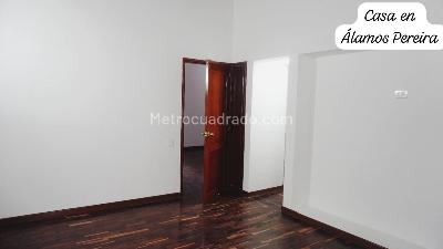 Casa de 4 alcobas en venta en Alamos, Pereira, 300 m² · foto 6 de 10