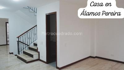 Casa de 4 alcobas en venta en Alamos, Pereira, 300 m² · foto 10 de 10