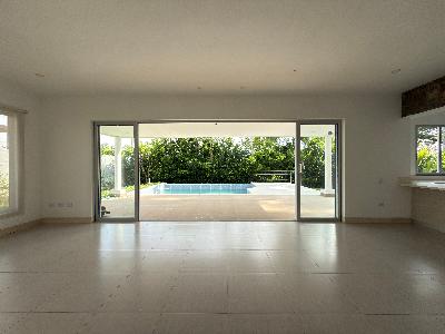 Casa de 4 alcobas en venta en Via Pereira La Virginia, Pereira, 1000 m² · foto 2 de 8