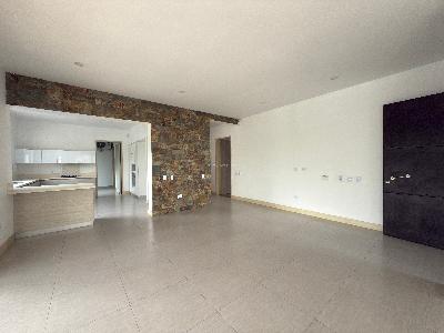 Casa de 4 alcobas en venta en Via Pereira La Virginia, Pereira, 1000 m² · foto 4 de 8