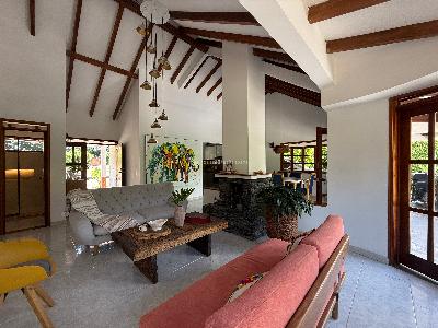 Casa de 3 alcobas en venta en Cerritos, Pereira, 810 m² · foto 2 de 10