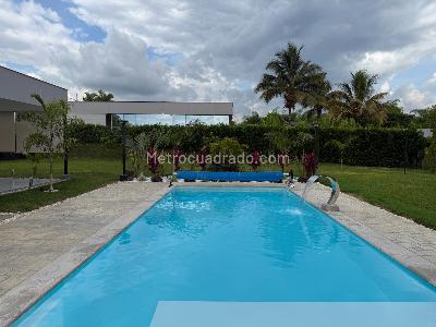 Casa de 3 alcobas en venta en San Jose De Las Villas, Pereira · foto 2 de 10