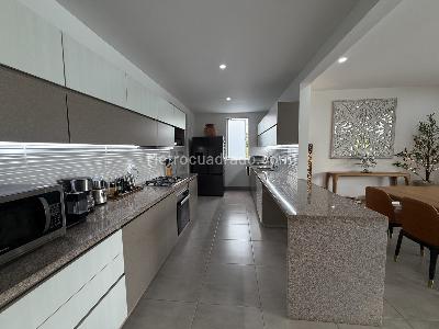 Casa de 3 alcobas en venta en San Jose De Las Villas, Pereira · foto 5 de 10