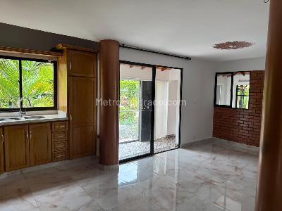Casa de 3 alcobas en venta en Pueblito Cafetero, Pereira, 800 m² · foto 6 de 10
