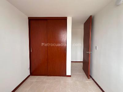 Apartamento en venta en Pinares, Pereira · foto 10 de 10
