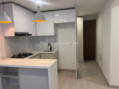 Apartamento en venta en Zona Industrial Montevideo, Bogotá · foto 3 de 17