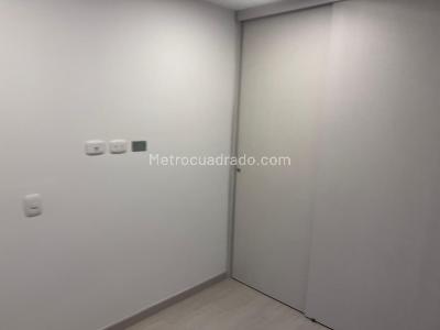 Apartamento en venta en Zona Industrial Montevideo, Bogotá · foto 10 de 17