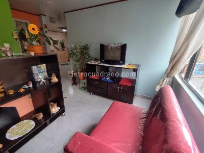 Casa en venta en Britalia, Bogotá · foto 3 de 15