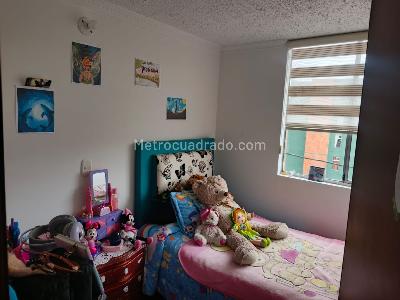 Apartamento de 3 alcobas en venta en Ciudad Tintal Ii, Bogotá, 50 m² · foto 2 de 11