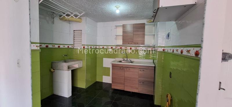Piso – Soacha, Hogares Soacha, Comuna Soacha Central - Más