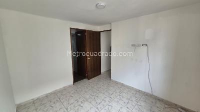 Apartamento de 3 alcobas en venta en Puente Grande, Bogotá, 50 m² · foto 11 de 14