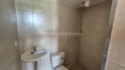 Apartamento de 2 alcobas en arriendo en Verbenal San Antonio, Bogotá, 40 m² · foto 5 de 7