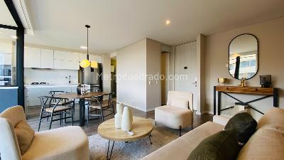 Apartamento de 3 alcobas en venta en El Poblado Castropol, Medellín, 100 m² · foto 3 de 20