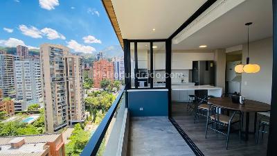 Apartamento de 3 alcobas en venta en El Poblado Castropol, Medellín, 100 m² · foto 2 de 20