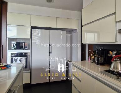 Apartamento de 4 alcobas en venta en Poblado Alto, Medellín, 189 m² · foto 11 de 20