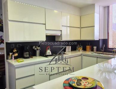 Apartamento de 4 alcobas en venta en El Poblado, Medellín, 192 m² · foto 5 de 20