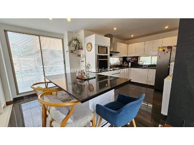 Casa de 3 alcobas en venta en Bogota/Suba/Sotileza, Bogotá, 238 m² · foto 2 de 14