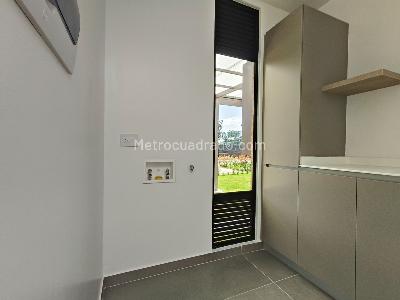 Casa de 3 alcobas en arriendo en La Naveta, Cajicá, 285 m² · foto 5 de 19