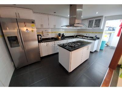 Casa de 4 alcobas en venta en La Virginia, Chía, 269 m² · foto 5 de 20