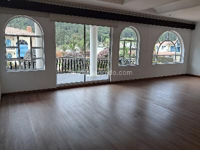 Casa de 5 alcobas en venta en Club Residencial Guarigua, Cajicá, 370 m² · foto 11 de 19