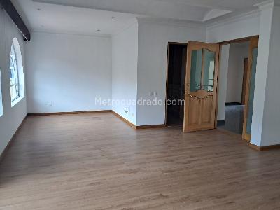 Casa de 5 alcobas en venta en Club Residencial Guarigua, Cajicá, 370 m² · foto 12 de 19