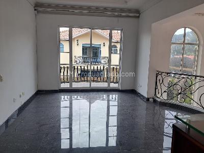 Casa de 5 alcobas en venta en Club Residencial Guarigua, Cajicá, 370 m² · foto 7 de 19
