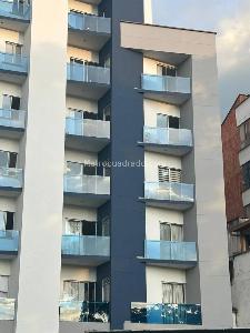 Apartamento en venta en Alamos, Pereira · foto 2 de 20