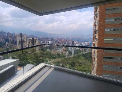 Apartamento de 3 alcobas en venta en El Poblado, Medellín, 150 m² · foto 6 de 13