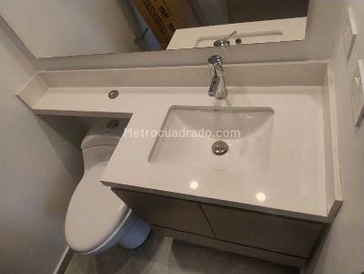 Apartamento de 3 alcobas en venta en El Poblado, Medellín, 150 m² · foto 12 de 13