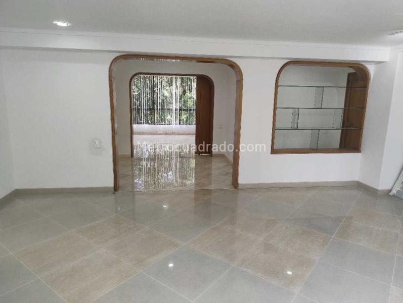 Apartamento de 3 Alcobas en Arriendo en El Poblado (La Inferior) - 5
