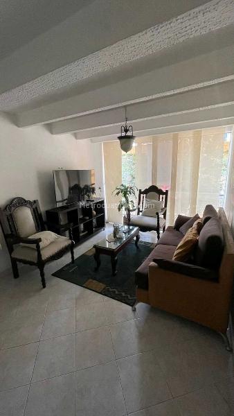 Spacious 3BR Apartment in Pilarica - 6