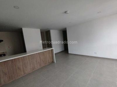 Apartamento de 2 alcobas en arriendo en Ciudad Del Rio, Medellín, 80 m² · foto 2 de 10