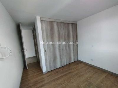 Apartamento de 2 alcobas en arriendo en Ciudad Del Rio, Medellín, 80 m² · foto 3 de 10