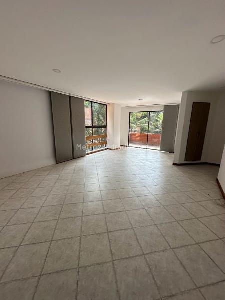 4BR Apartment Near EAFIT University in El Poblado - 3