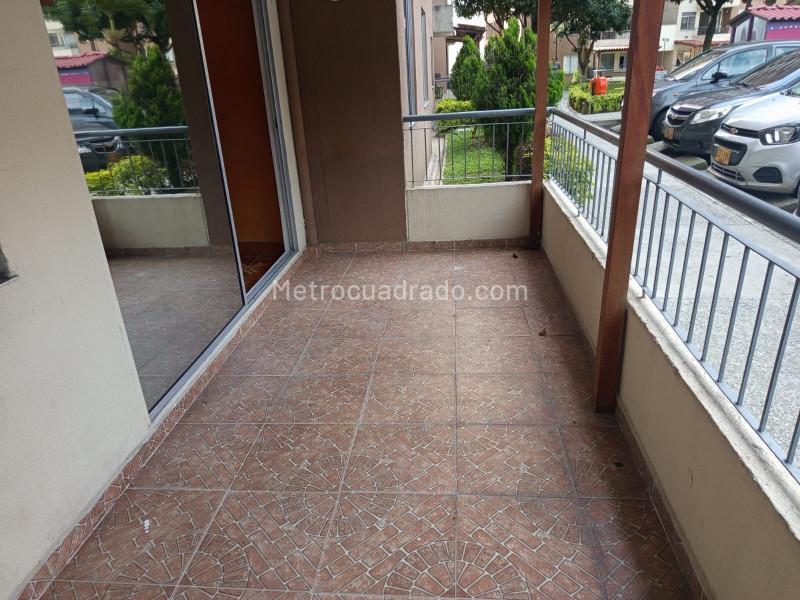 Apartamento Amplio de 3 Alcobas en Rodeo Alto - 6