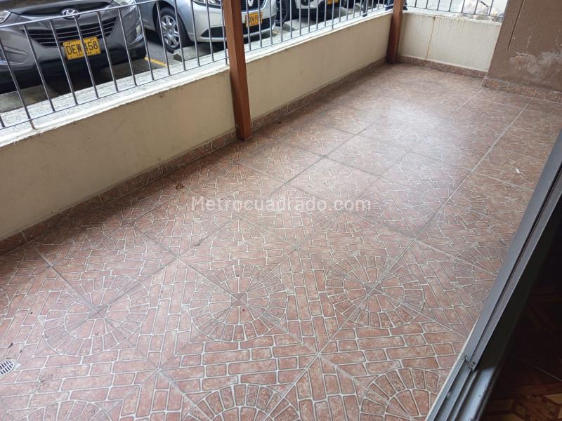 Apartamento Amplio de 3 Alcobas en Rodeo Alto - 7