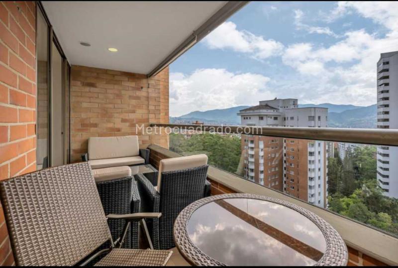 Luxury 4BR Apartment in Poblado San Lucas - 6