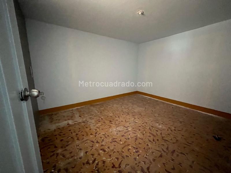 3BR Apartment for Rent near Schools in Belún Rincn, Medellín - 4