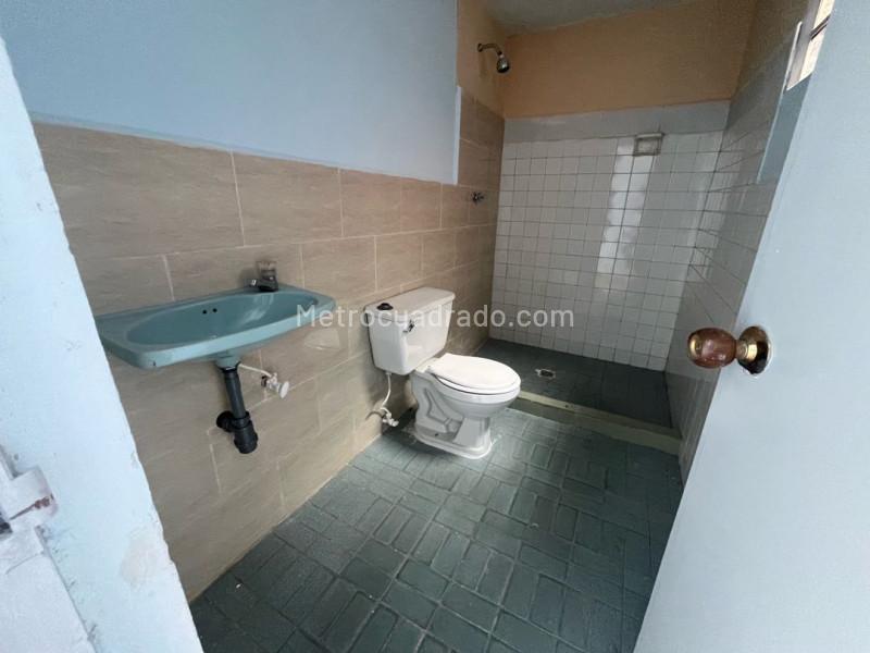 3BR Apartment for Rent near Schools in Belún Rincn, Medellín - 7