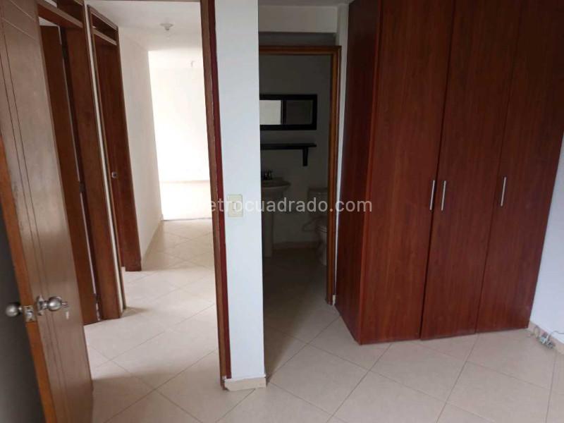 Apartamento Acogedor de 3 Alcobas en Rodeo Alto - 3
