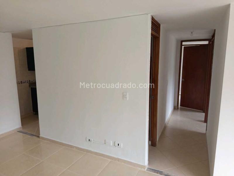 Apartamento Acogedor de 3 Alcobas en Rodeo Alto - 9