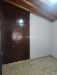 Casa de 3 alcobas en venta en La Gran Avenida, Medellín, 91 m² · foto 14 de 20