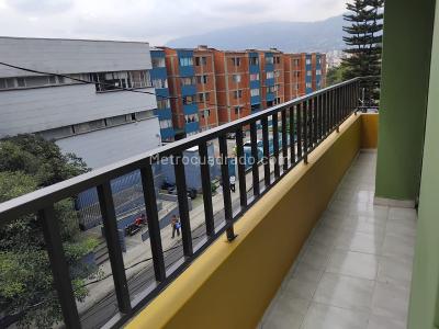 Apartamento de 3 alcobas en venta en Las Mercedes, Itagüí, 70 m² · foto 12 de 20