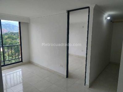 Apartamento de 2 alcobas en venta en Robledo Palenque, Medellín, 43 m² · foto 8 de 18