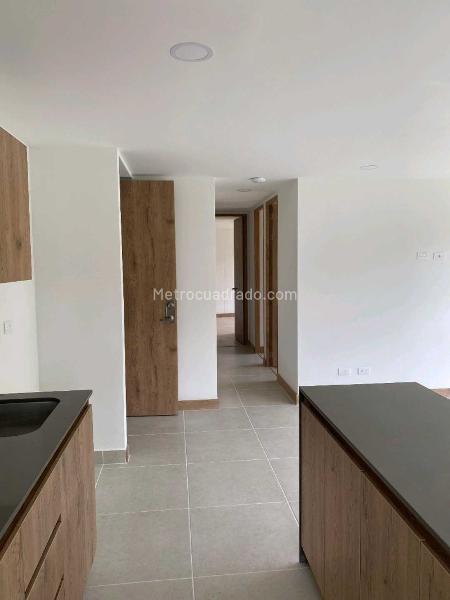 New 3BR Apartment with Balcony in Loma Del Indio - 2