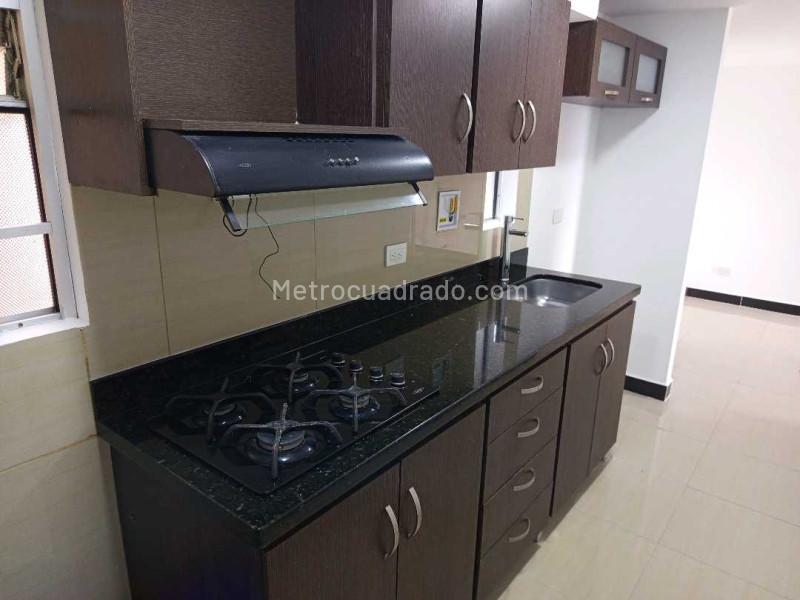 Apartamento Cómodo de 3 Alcobas en Rodeo Alto - 3