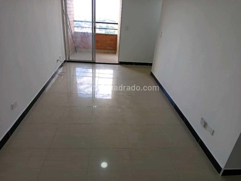 Apartamento Cómodo de 3 Alcobas en Rodeo Alto - 4