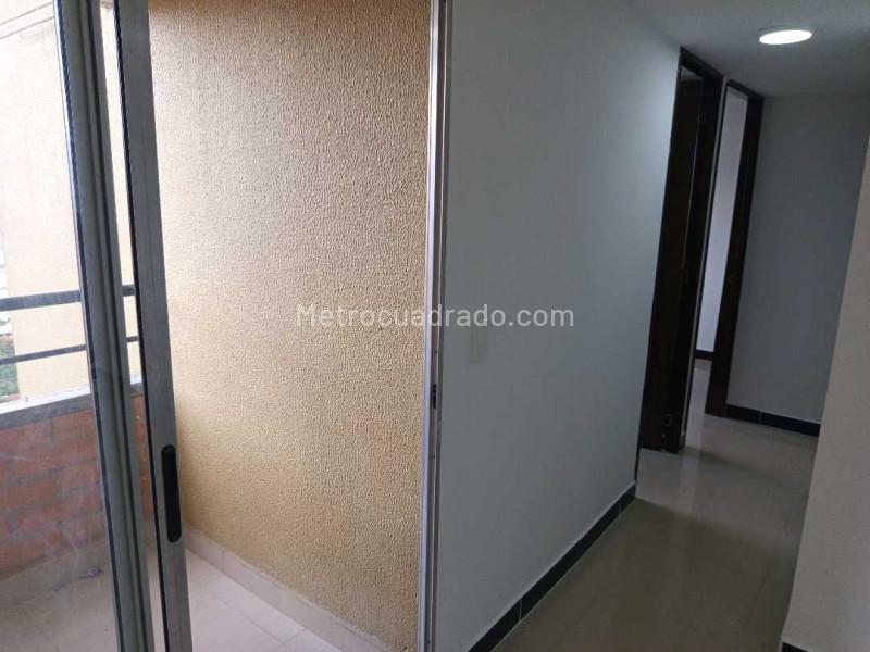 Apartamento Cómodo de 3 Alcobas en Rodeo Alto - 8