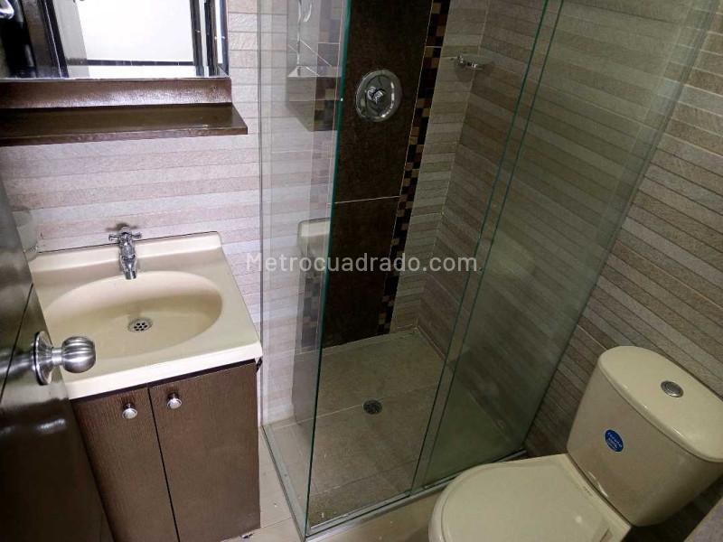 Apartamento Cómodo de 3 Alcobas en Rodeo Alto - 9