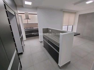 Apartamento de 3 alcobas en venta en El Poblado, Medellín, 210 m² · foto 5 de 20